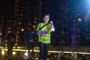 BIB: 1728
                            <button type="button" onclick="openModal(18288230)" class="btn btn-primary btn-sm float-right btn-popup" data-toggle="modal" data-target=".modal-high-quality">
                        <i class="fas fa-shopping-cart"></i> Add to Cart
                    </button>
                                            <button type="button" onclick="isThisMe(18288230, true)" class="btn btn-success btn-sm float-right btn-popup btn-isme hidden" data-toggle="tooltip" data-placement="bottom" title="นี่คือรูปของคุณใช่ไหม คลิกที่นี่เพื่อเอาเข้าอัลบั้ม">
                        <i class="fas fa-plus"></i> Add to album
                    </button>
                    <button type="button" onclick="isThisMe(18288230, false)" class="btn btn-warning btn-sm float-right btn-popup btn-isnotme hidden">
                        <i class="fas fa-ban"></i> Remove from album
                    </button>